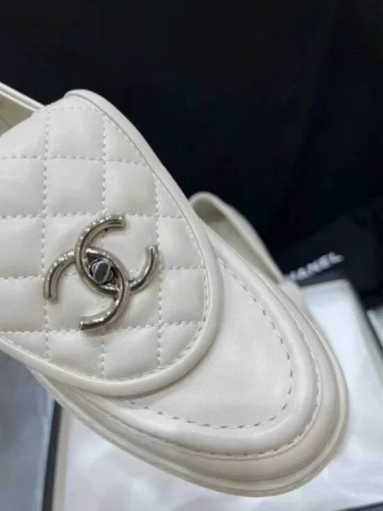 Chanel Platform Loafers | Off-White Quilted Leather, Size 37 (US 7) - Picture 6 of 9